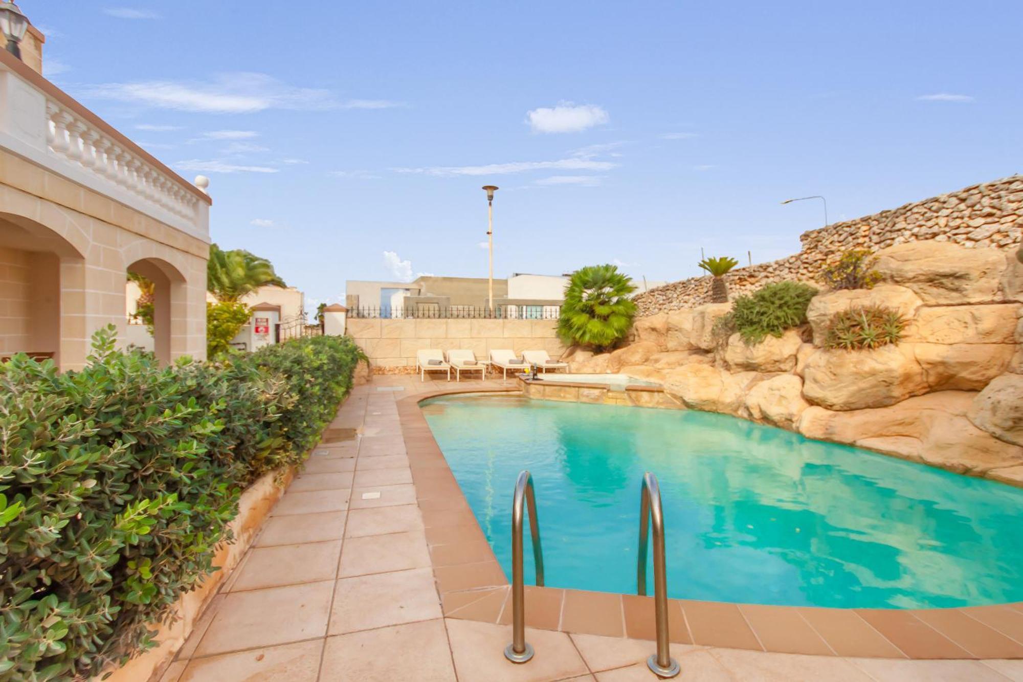 Villa & Pool Apartments In Mellieha Bay Buitenkant foto
