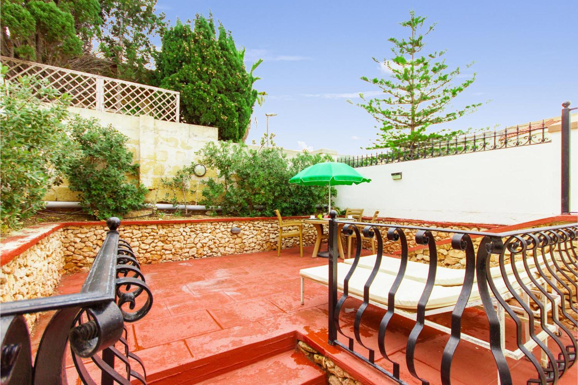 Villa & Pool Apartments In Mellieha Bay Buitenkant foto