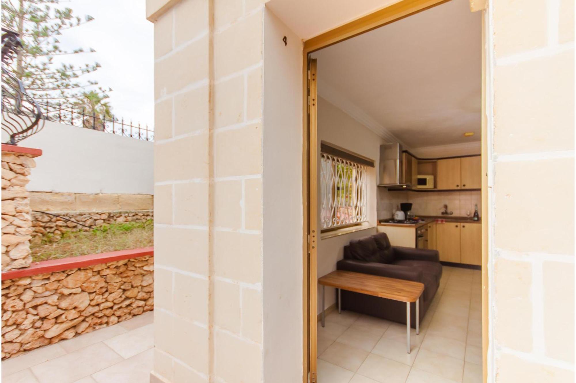 Villa & Pool Apartments In Mellieha Bay Buitenkant foto