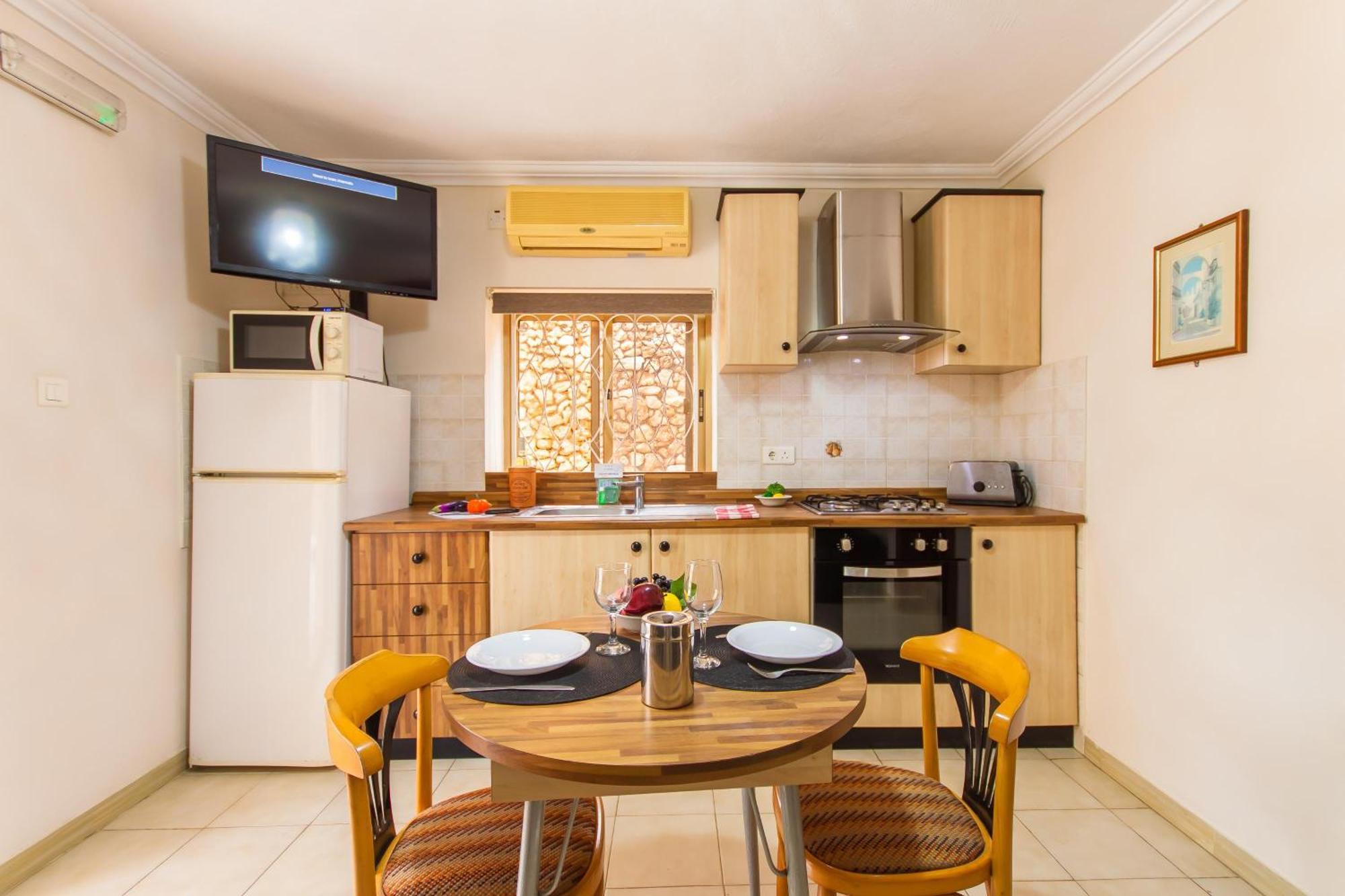 Villa & Pool Apartments In Mellieha Bay Buitenkant foto