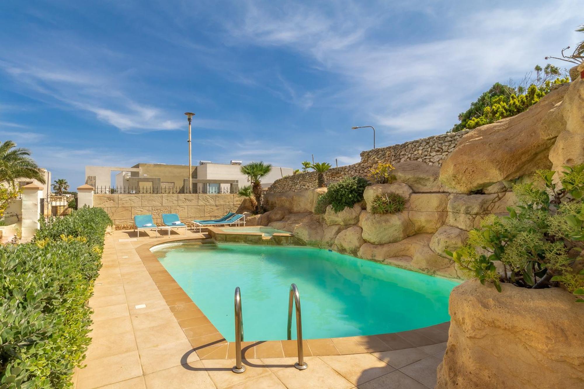 Villa & Pool Apartments In Mellieha Bay Buitenkant foto