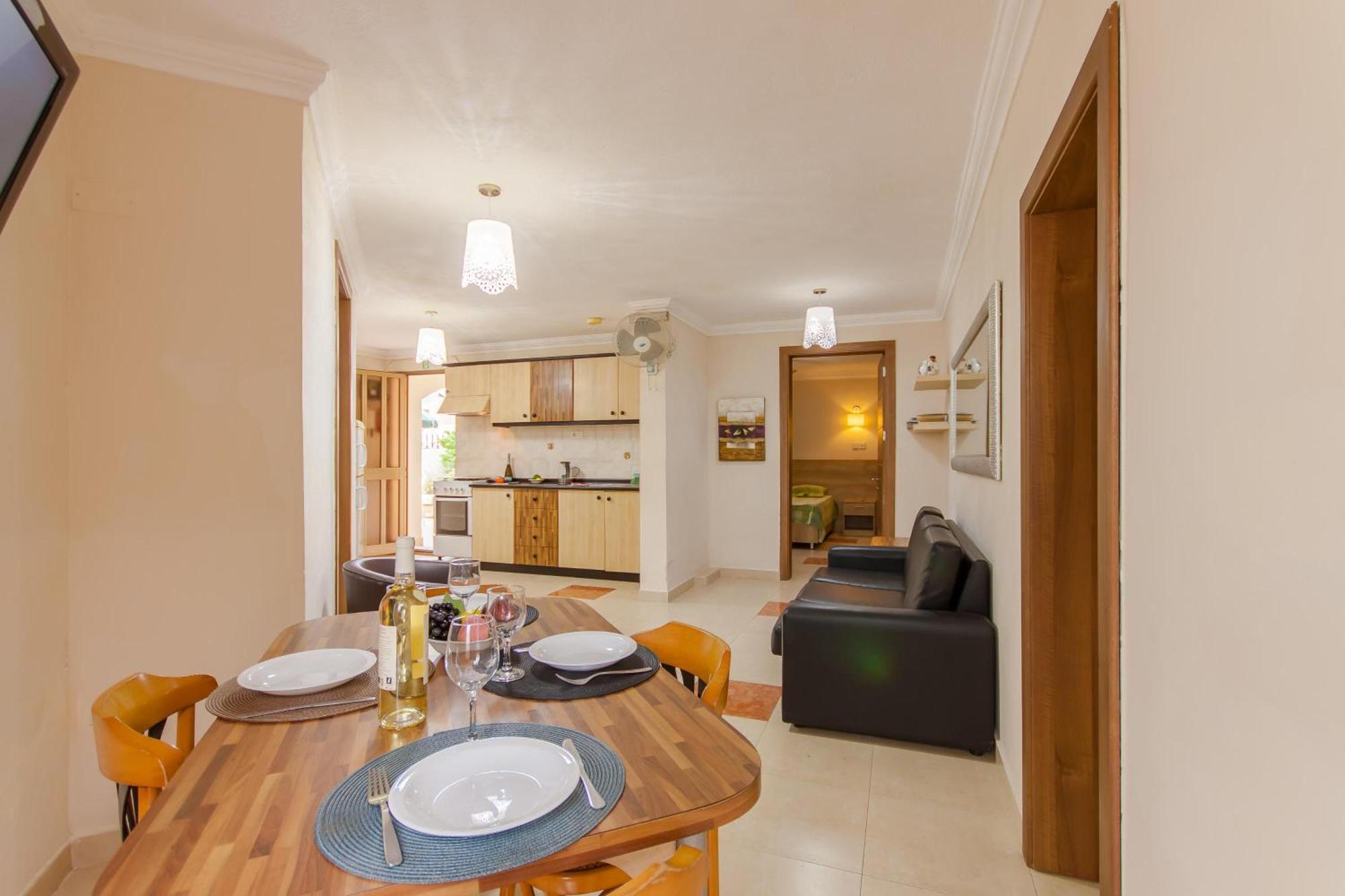 Villa & Pool Apartments In Mellieha Bay Buitenkant foto